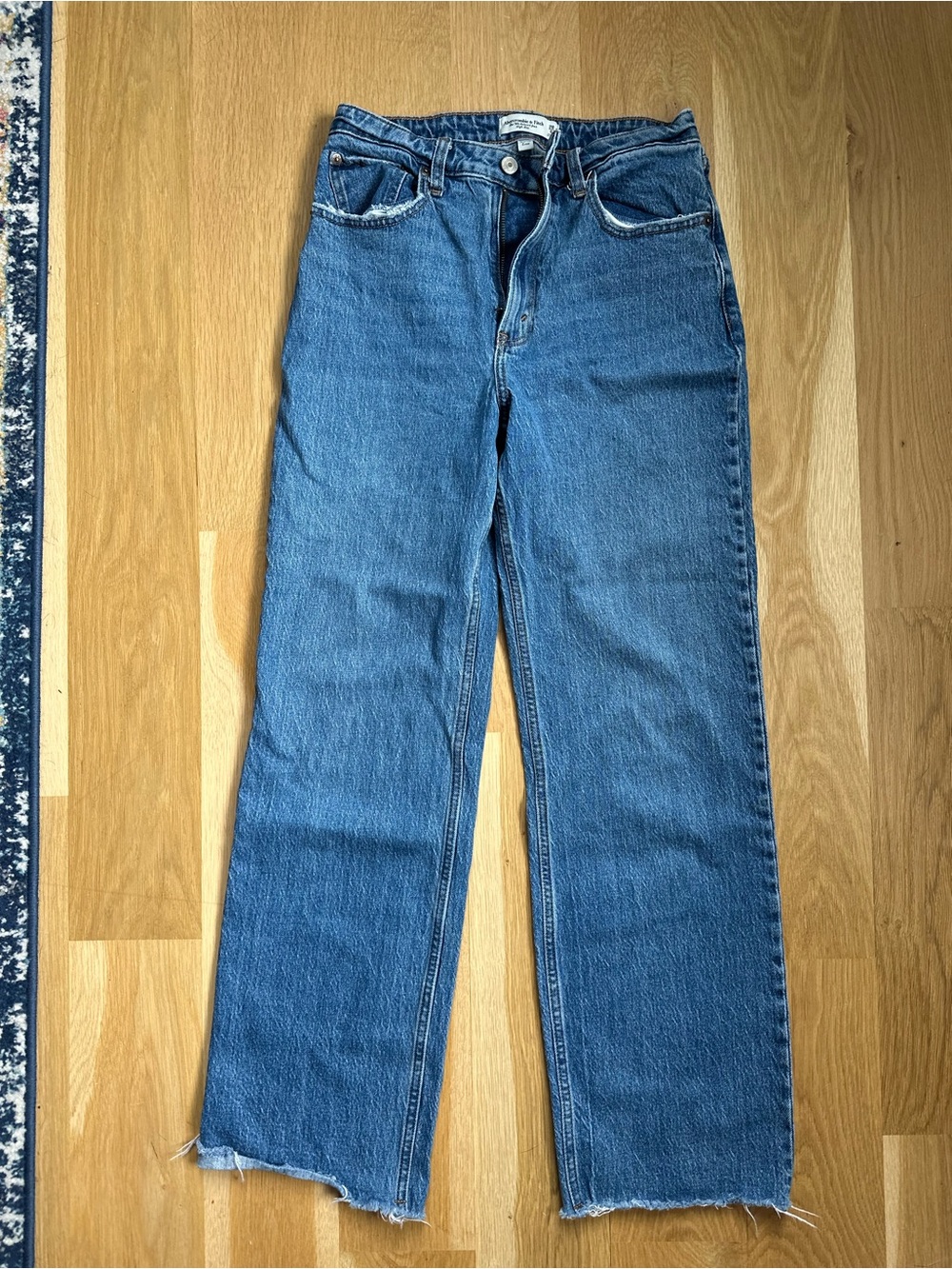 Abercrombie & Fitch the 90’s Boyfriend Jean Curve Love High Rise